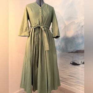 Elegant Green Midi Dress